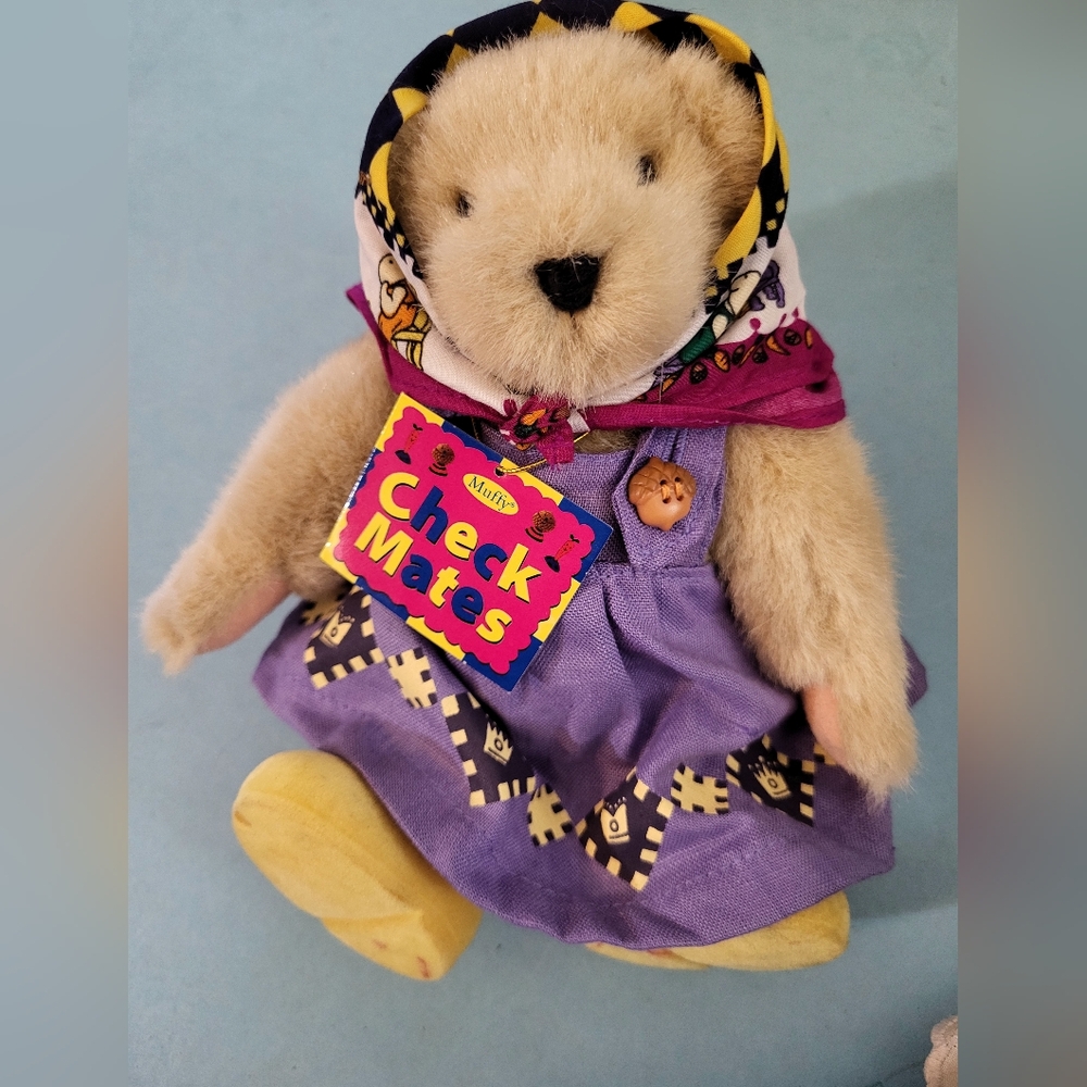 Vtg Muffy Vanderbear " Checkmates" Bear